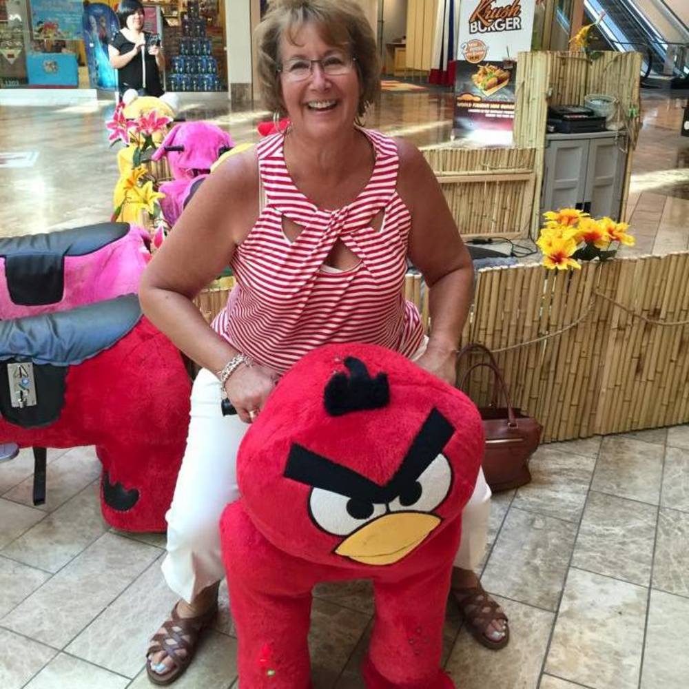 Meet your Posher, Sharon